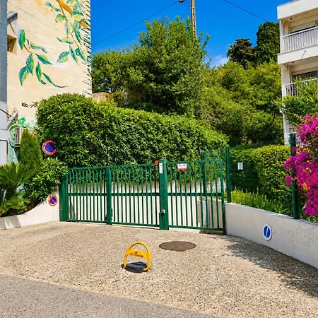 One Bedroom Cannes